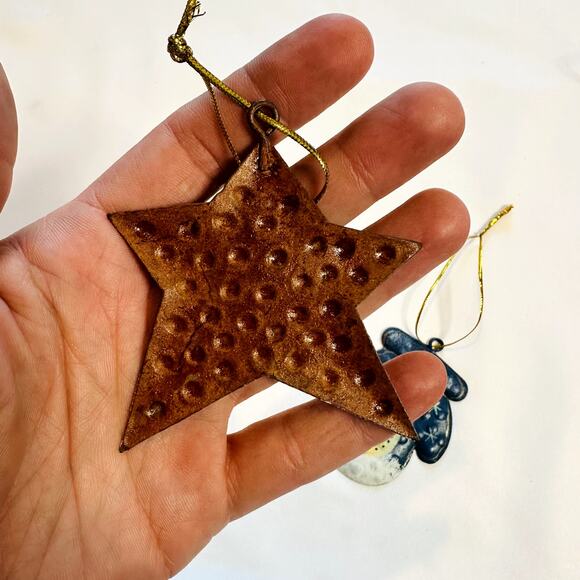 Primitive Farmhouse Christmas Bundle Of 2 Snowman Tin Tree Ornaments - Picture 3 of 5